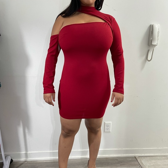 Sexy red dress - Picture 6 of 9